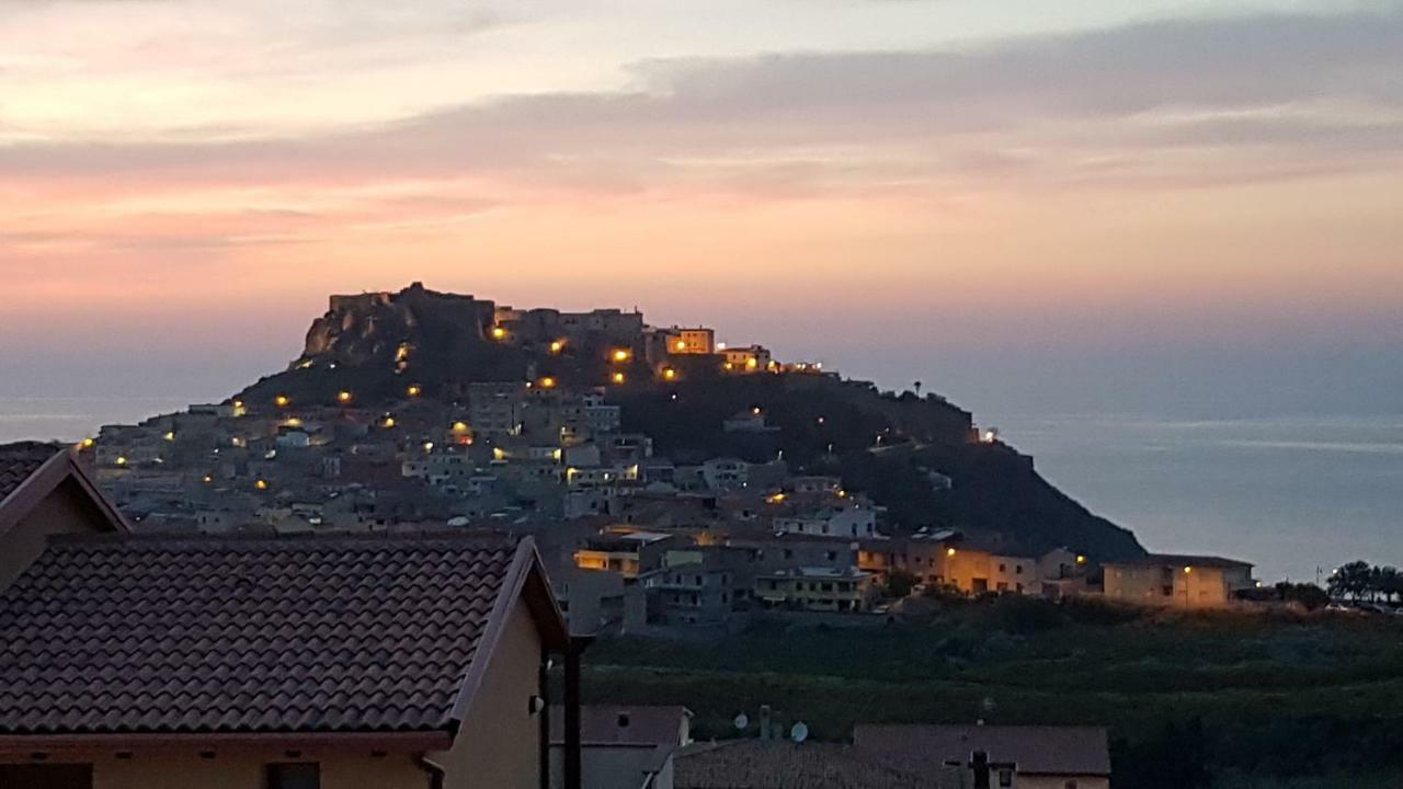 Castelsardo Con Vista Lägenhet Exteriör bild