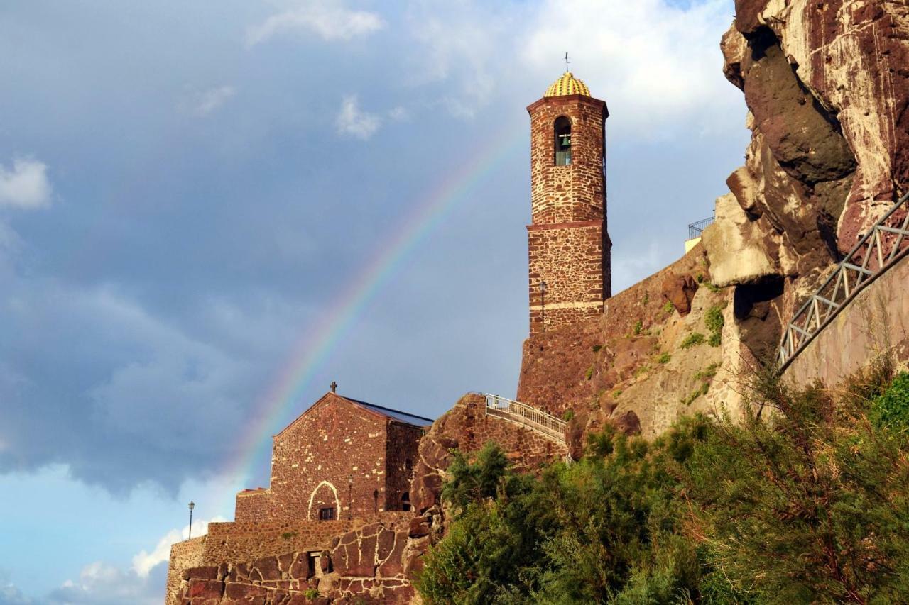 Castelsardo Con Vista Lägenhet Exteriör bild