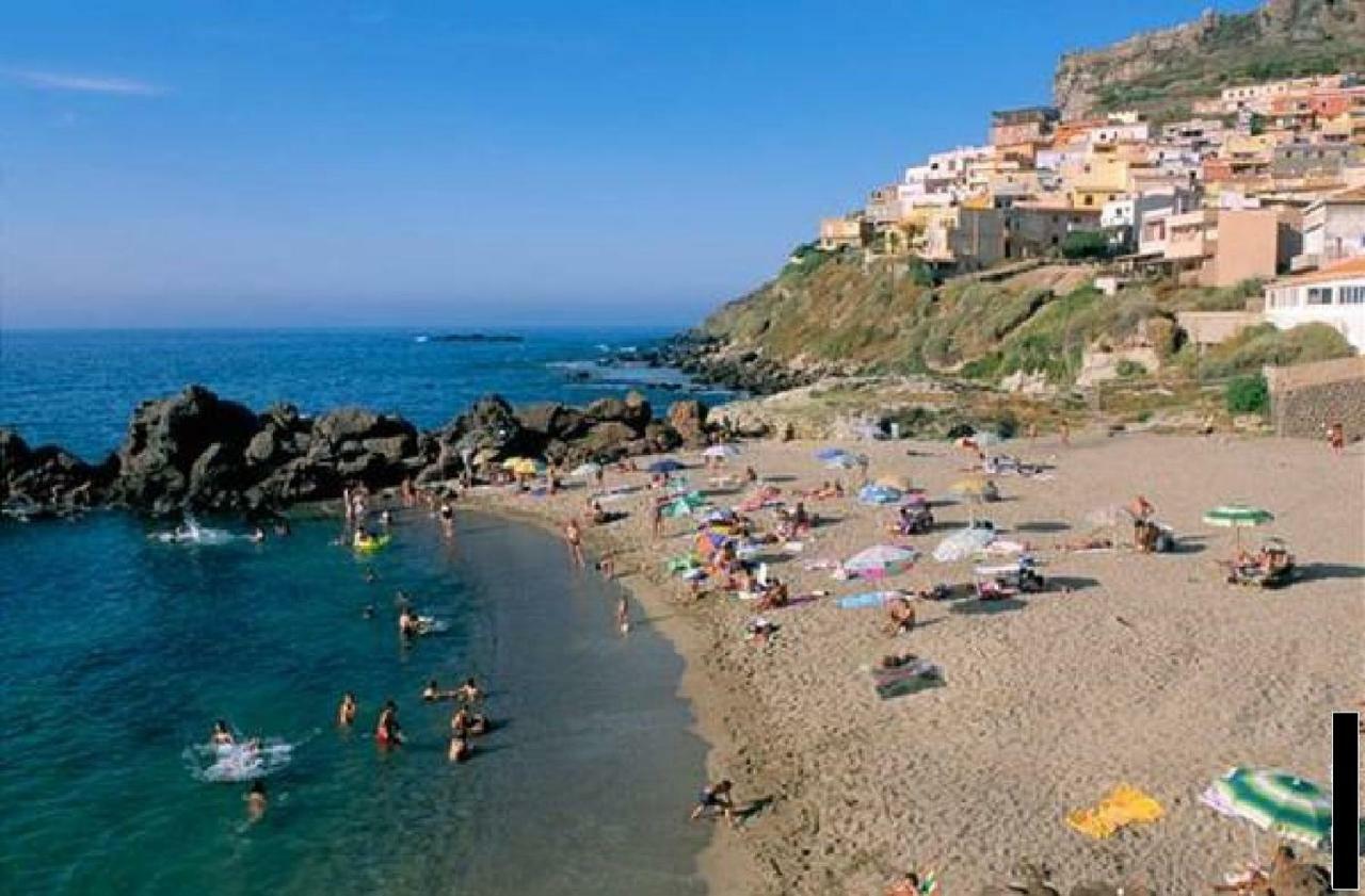 Castelsardo Con Vista Lägenhet Exteriör bild