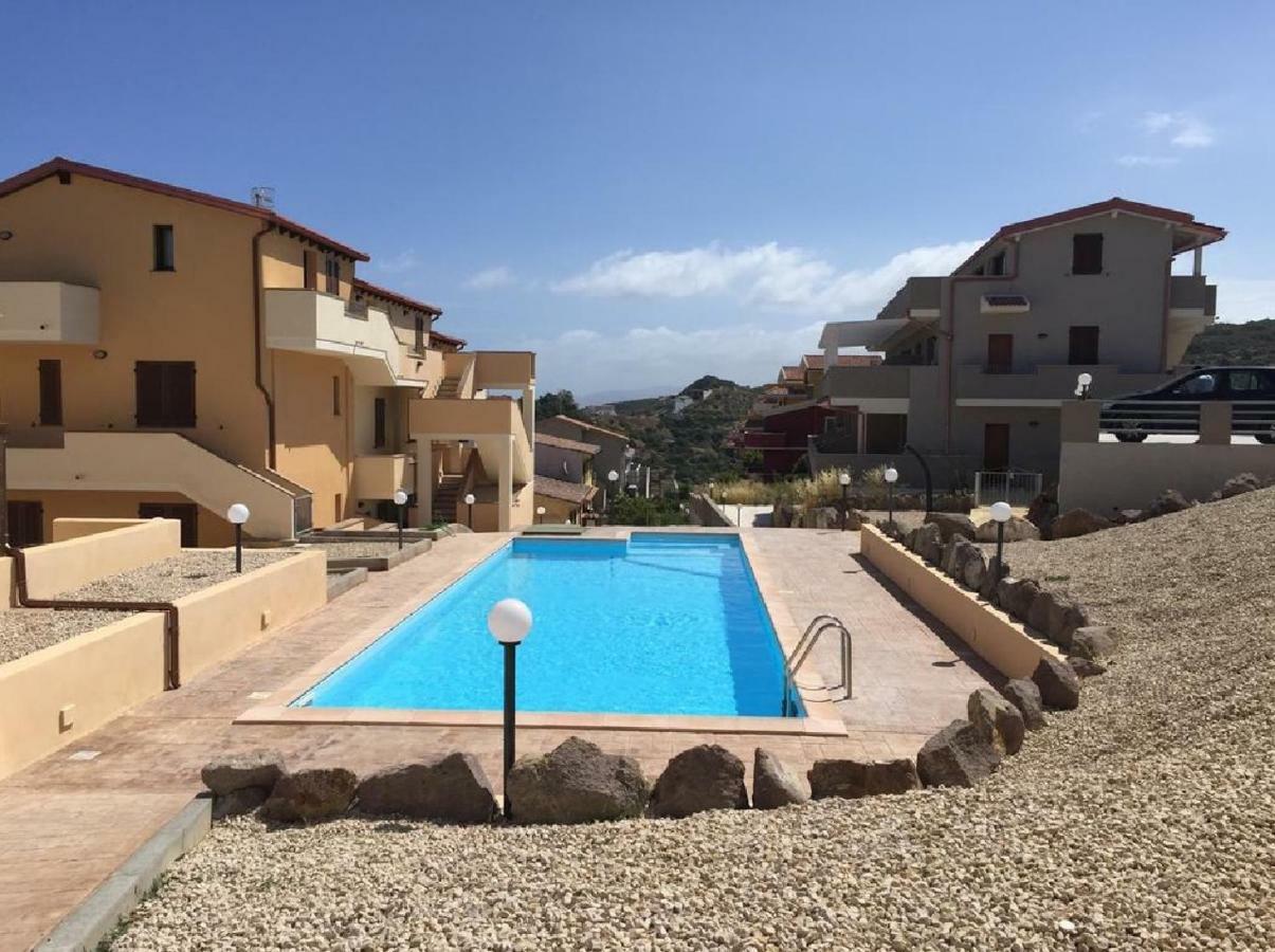 Castelsardo Con Vista Lägenhet Exteriör bild