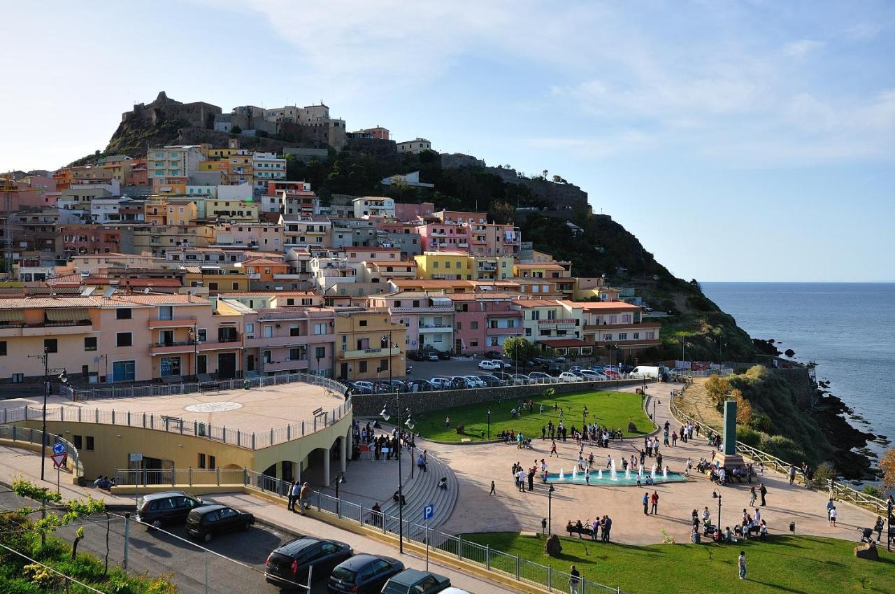 Castelsardo Con Vista Lägenhet Rum bild